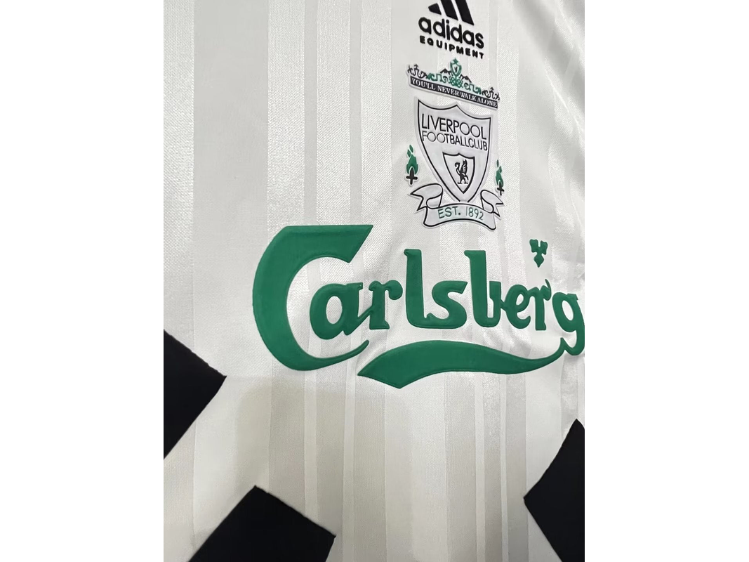 Liverpool 1993/95 (Away Kit) 2