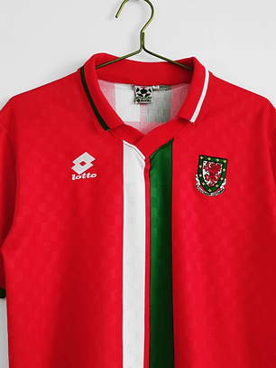 Gales 1996/98 (Home Kit)