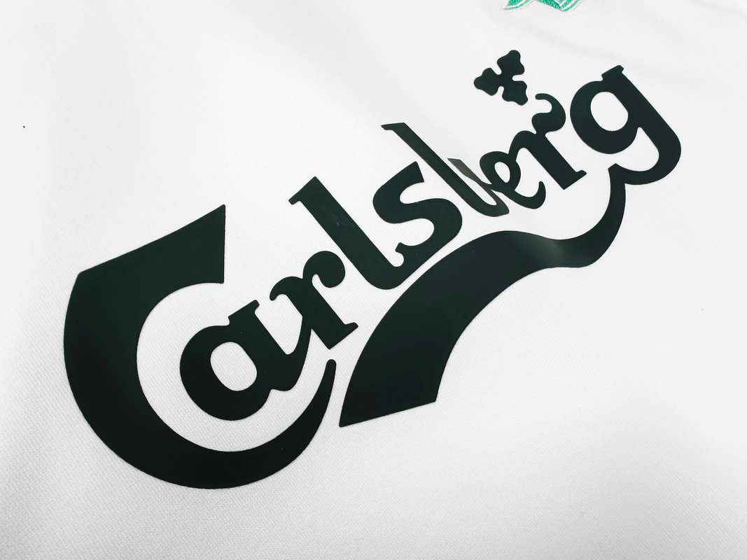 Liverpool 2006/08 (Away Kit) 3