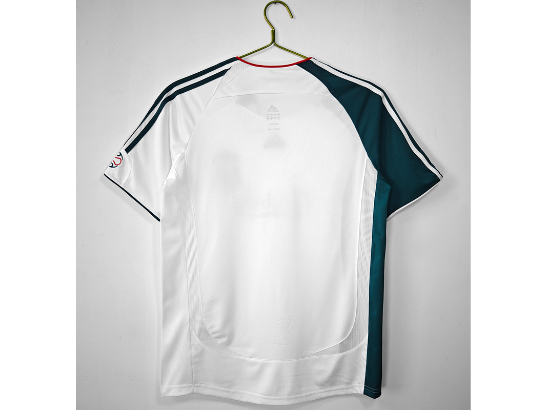 Liverpool 2006/08 (Away Kit) 4