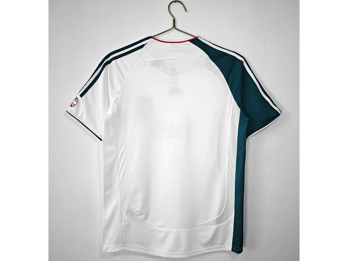 Liverpool 2006/08 (Away Kit) 4
