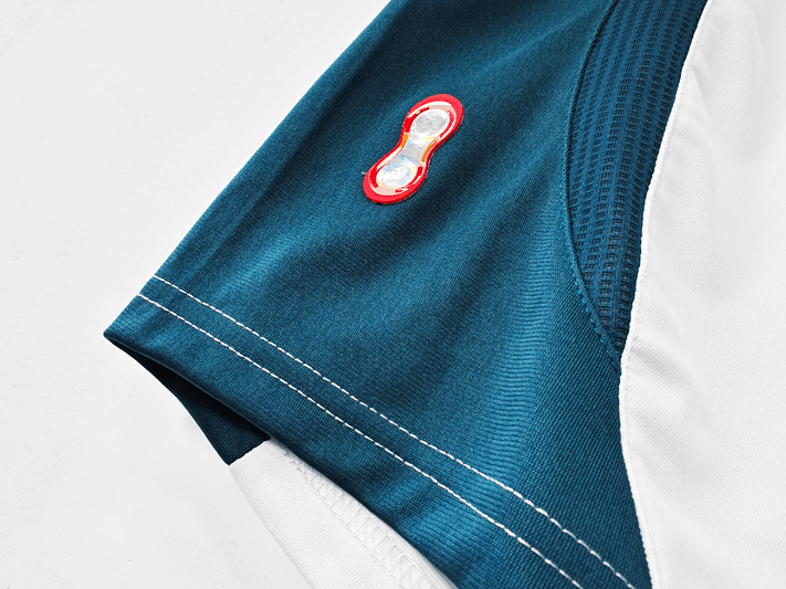 Liverpool 2006/08 (Away Kit) 7