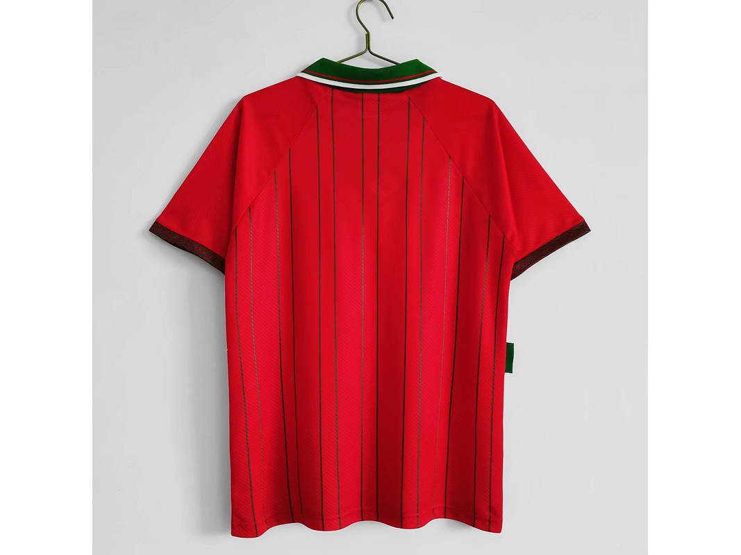 Gales 1994/96 (Home Kit) 7