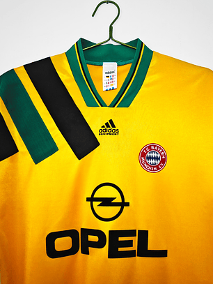 Bayern Munich 1993/95 (Away Kit)