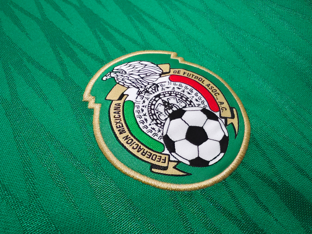 México 2010 (Home Kit) 10