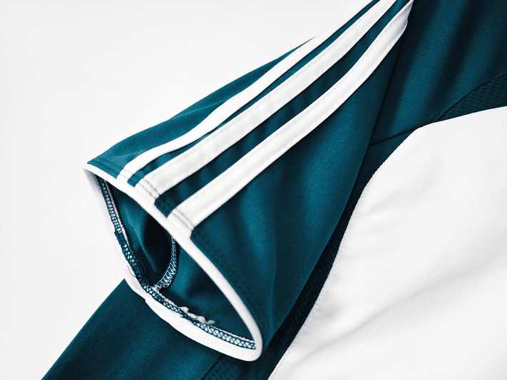 Liverpool 2006/08 (Away Kit) 11