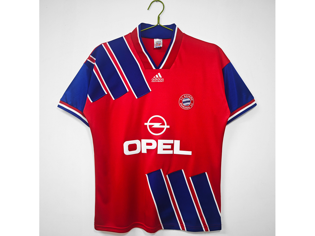 Bayern Munich 1993/95 (Home Kit) 1