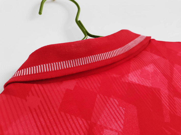 Gales 1990/92 (Home Kit) 6