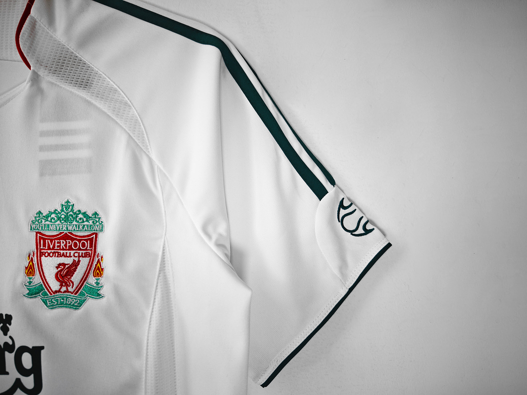 Liverpool 2006/08 (Away Kit) 12