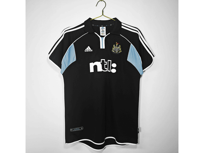 New Castle 2000/01 (Away Kit) 1