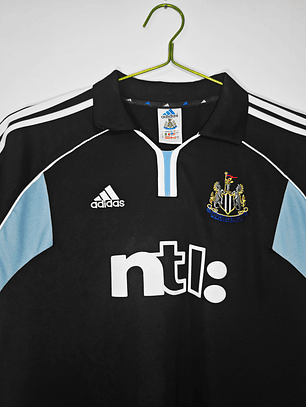 New Castle 2000/01 (Away Kit)