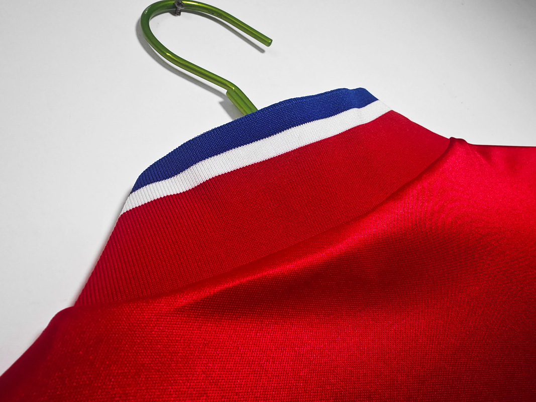 Bayern Munich 1993/95 (Home Kit) 5