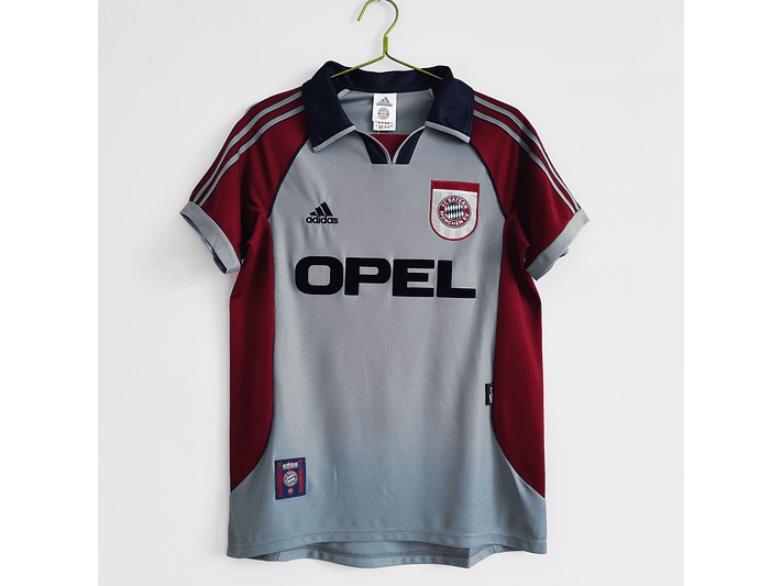 Bayern Munich 1998/99 (Third Kit) 1