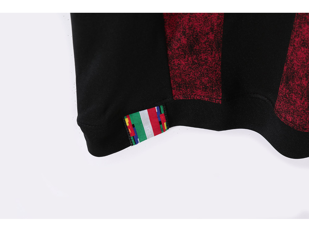 Milan 2015/16 (Home Kit) 4