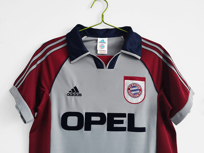 Bayern Munich 1998/99 (Third Kit) 2