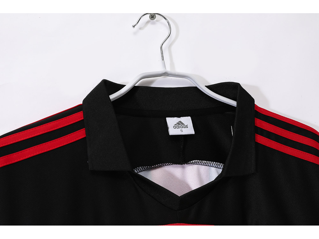 AC Milan 2000/02 (Home Kit) 4