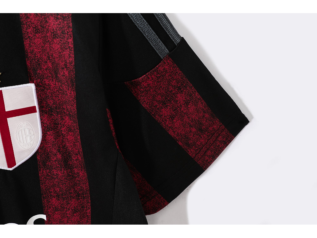 Milan 2015/16 (Home Kit) 10