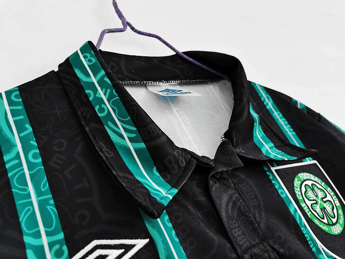 Celtic 1992/93 (Away Kit) 4