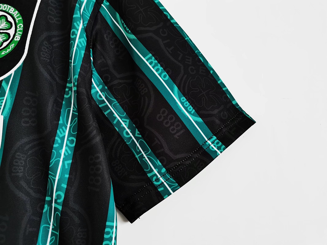 Celtic 1992/93 (Away Kit) 7