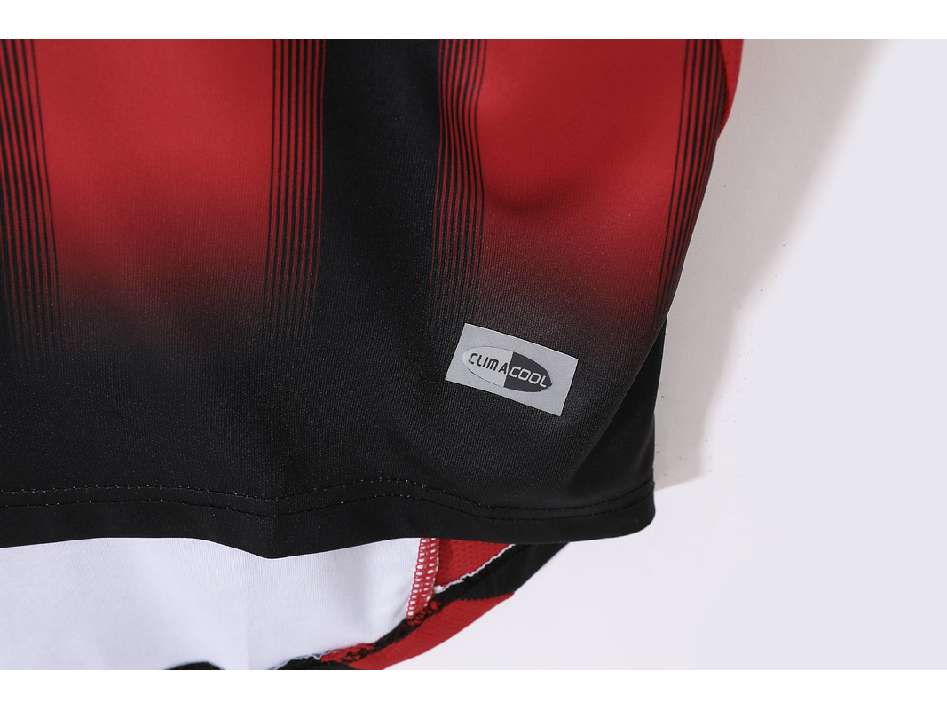 AC Milan 2004/05 (Home Kit) 3