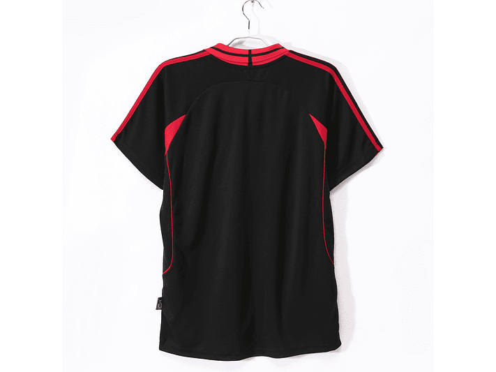 AC Milan 2000/01 (Away Kit) 7