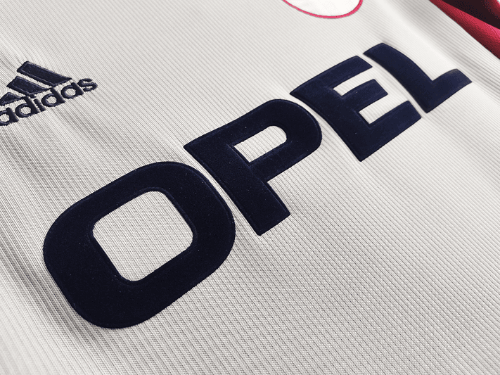 Bayern Munich 1998/99 (Third Kit) 8