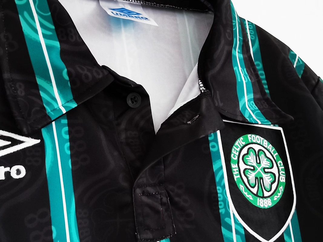 Celtic 1992/93 (Away Kit) 10