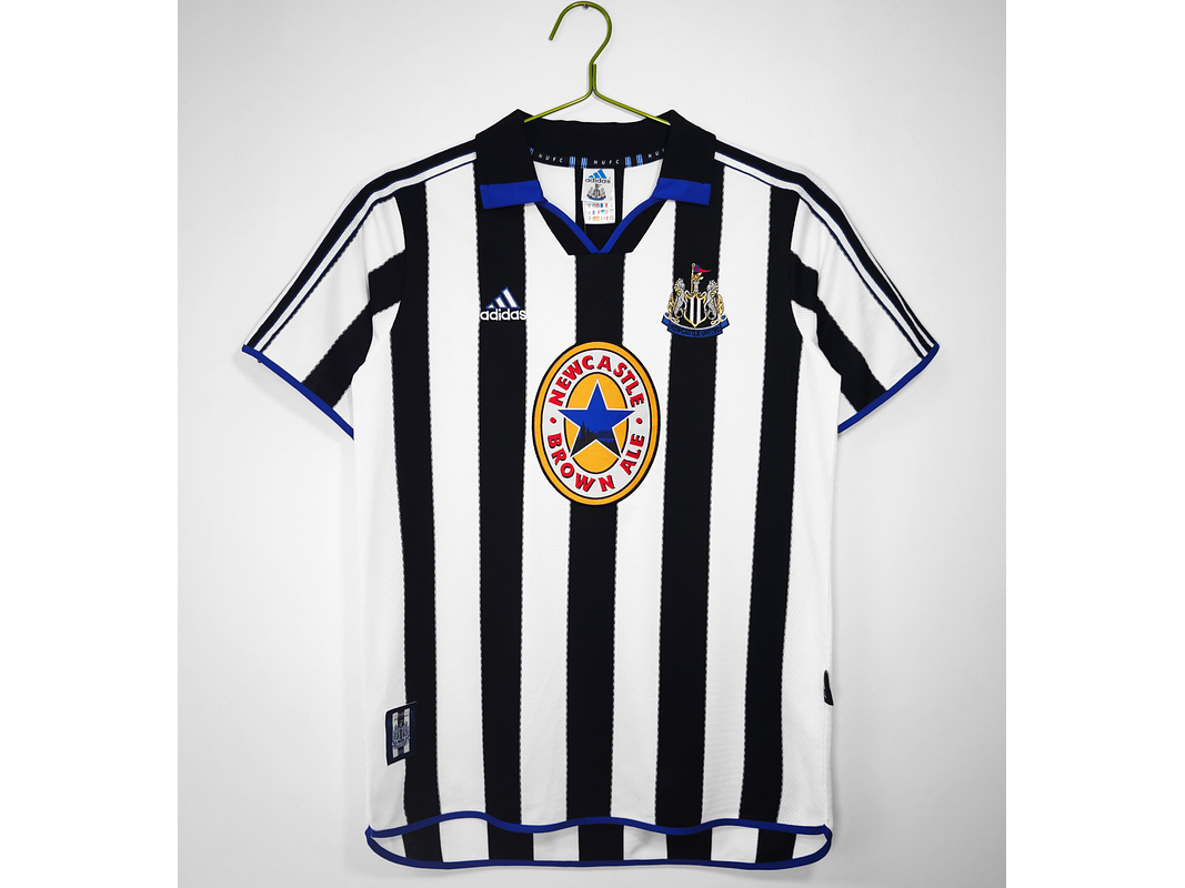 New Castle 1999/00 (Home Kit) 1