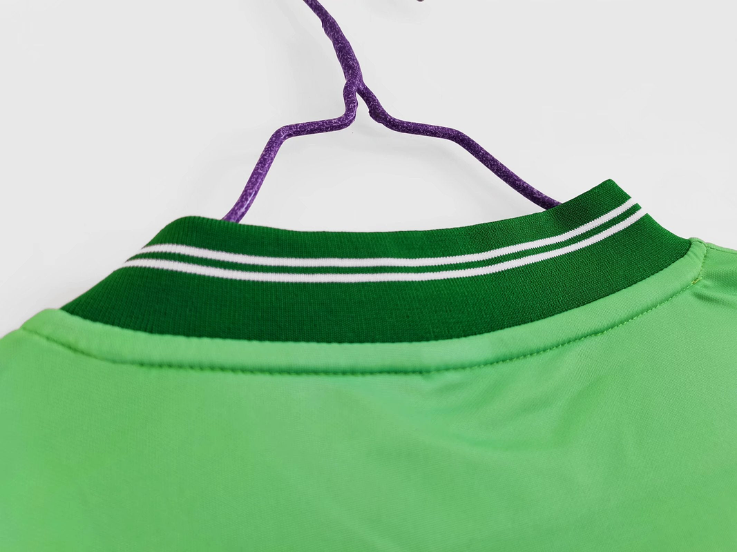Celtic 1984/86 (Home Kit) 4