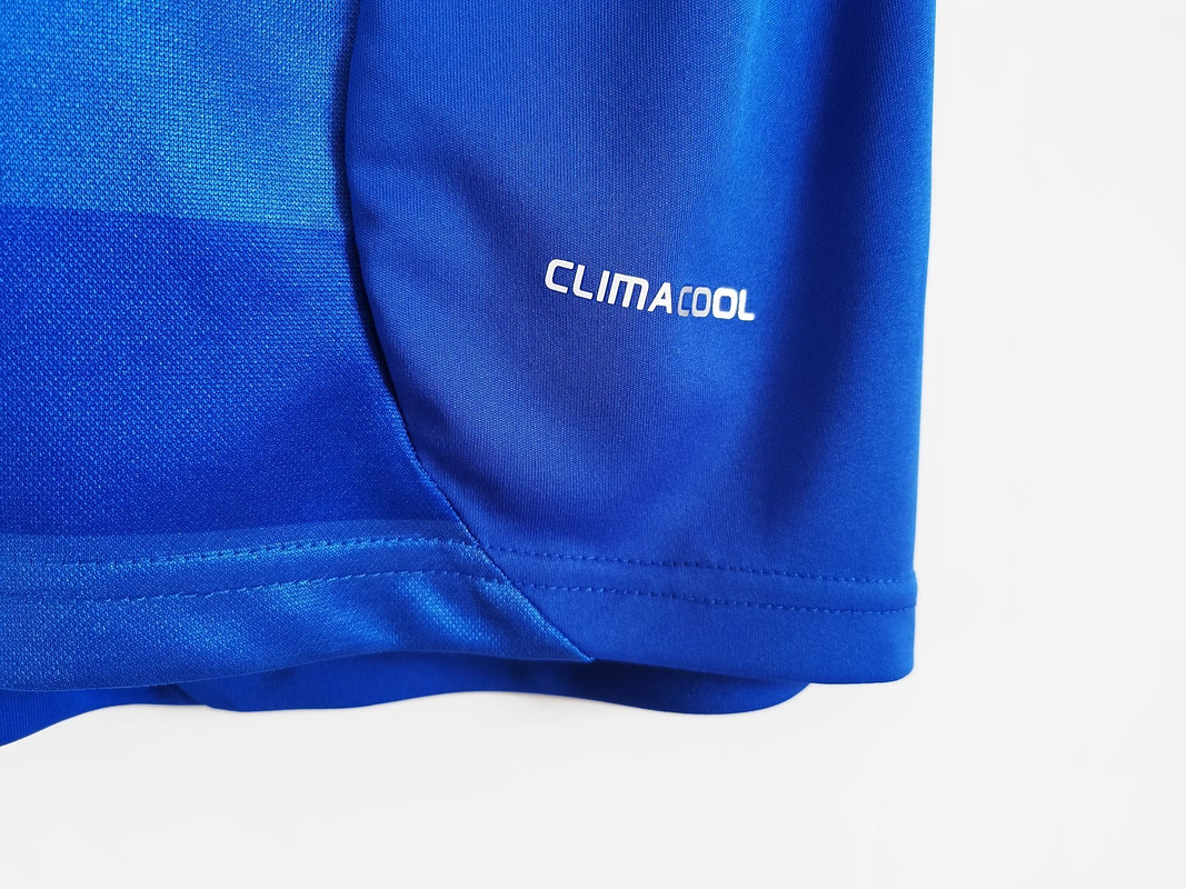 Chelsea 2011/12 (Home Kit) 12