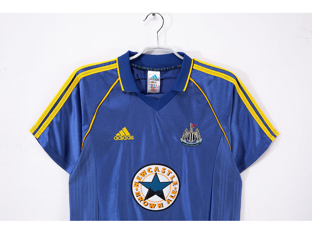 New Castle 1998/00 (Away Kit) 2