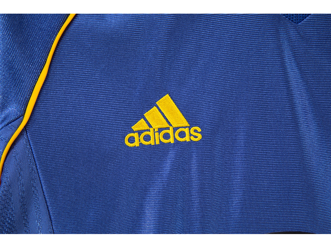 New Castle 1998/00 (Away Kit) 3