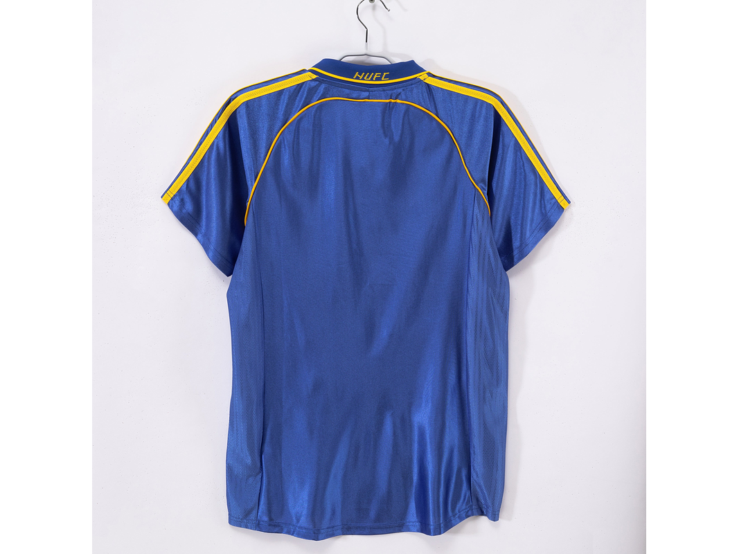 New Castle 1998/00 (Away Kit) 6