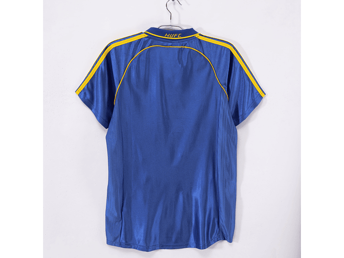 New Castle 1998/00 (Away Kit) 6