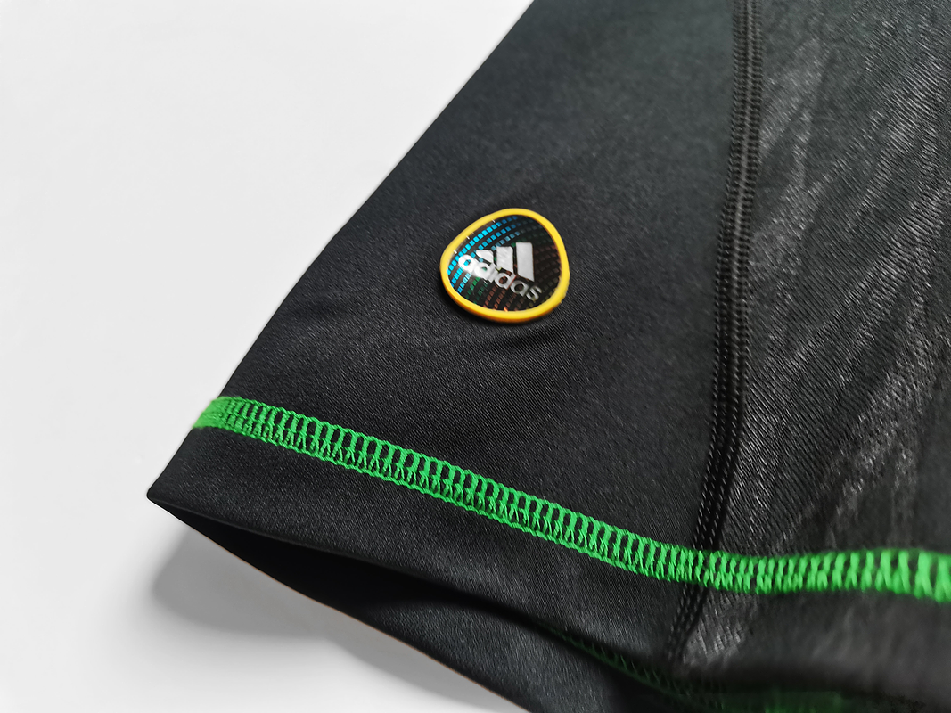 México 2010 (Away Kit) 4