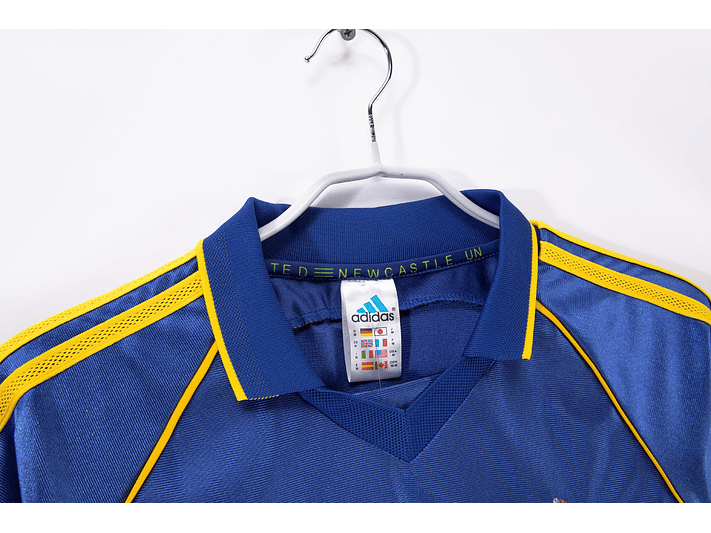 New Castle 1998/00 (Away Kit) 11