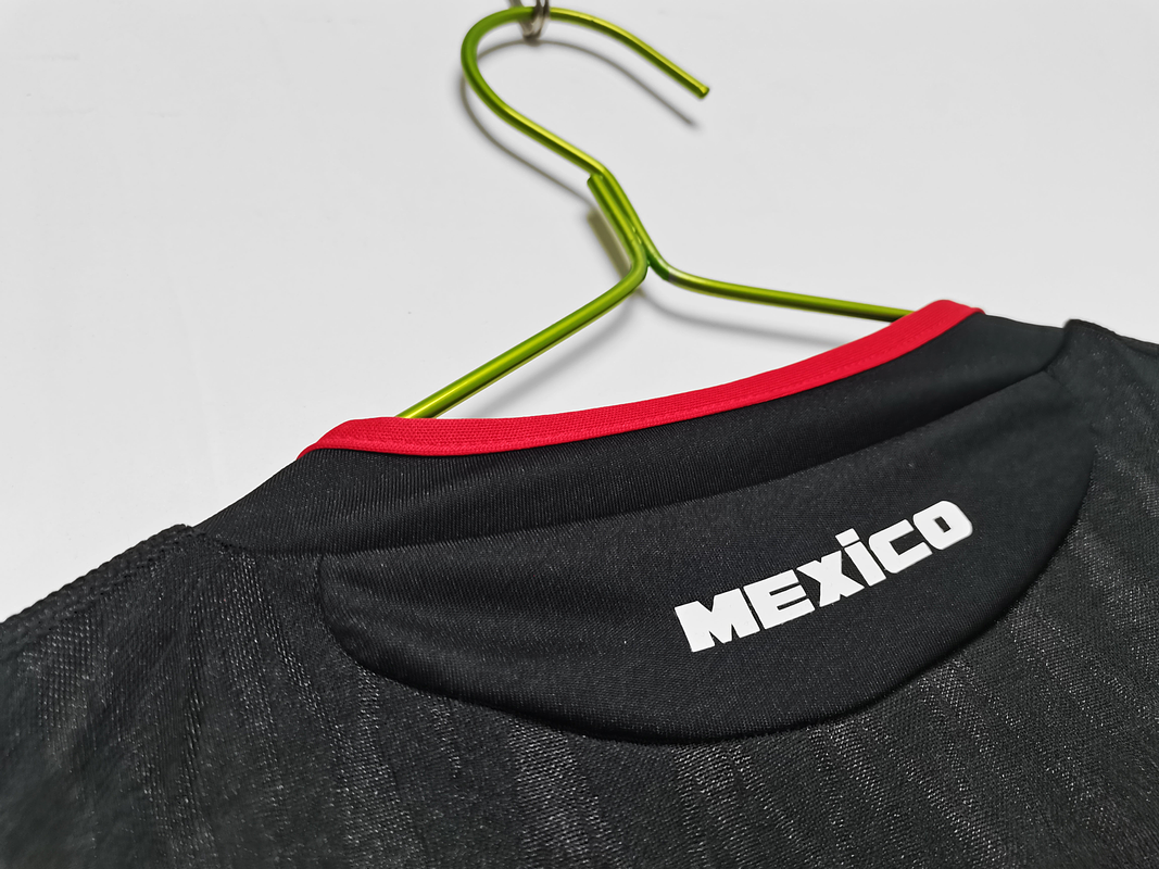 México 2010 (Away Kit) 6