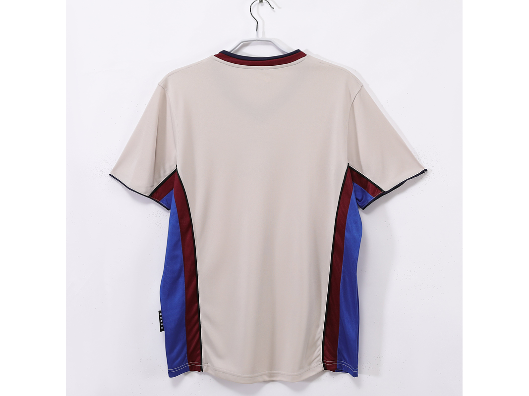 Barcelona 1998/99 (Away Kit) 5