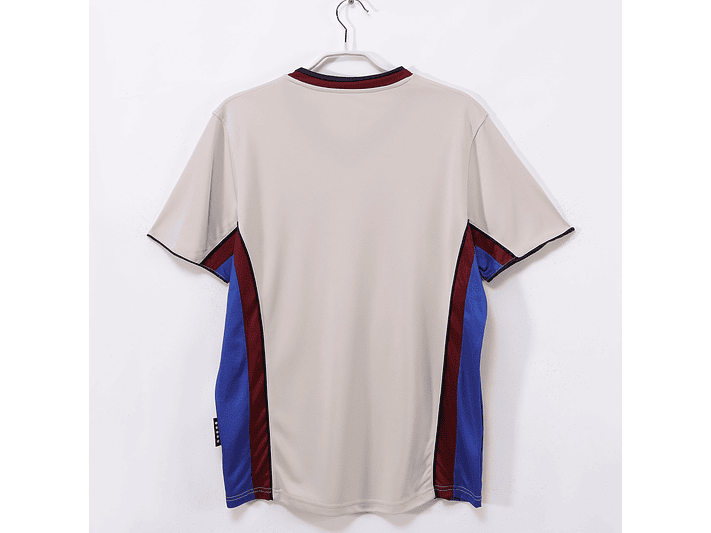 Barcelona 1998/99 (Away Kit) 5