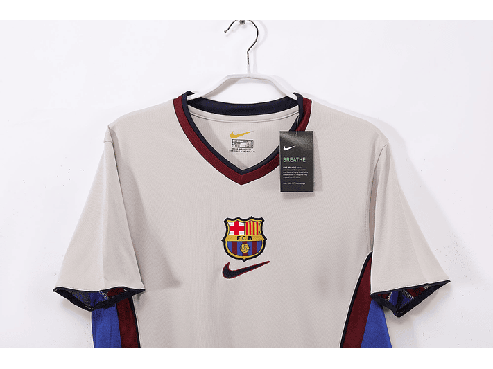 Barcelona 1998/99 (Away Kit) 6