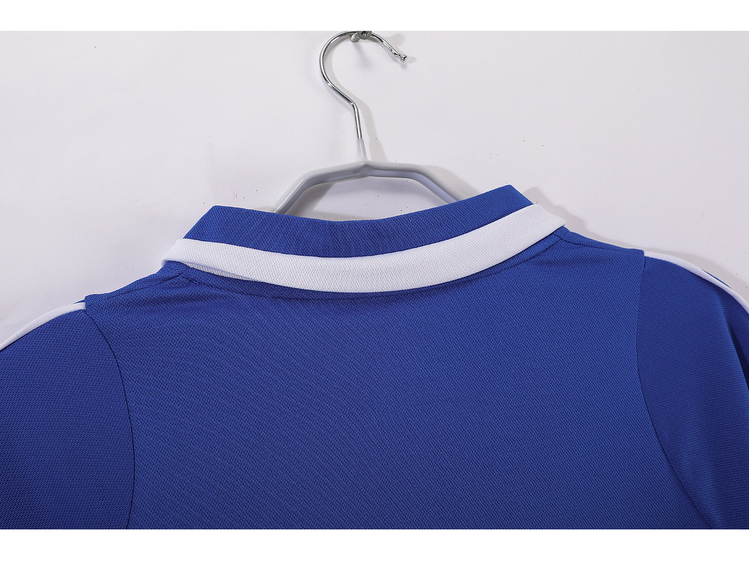 Chelsea 2001/03 (Home Kit) 5