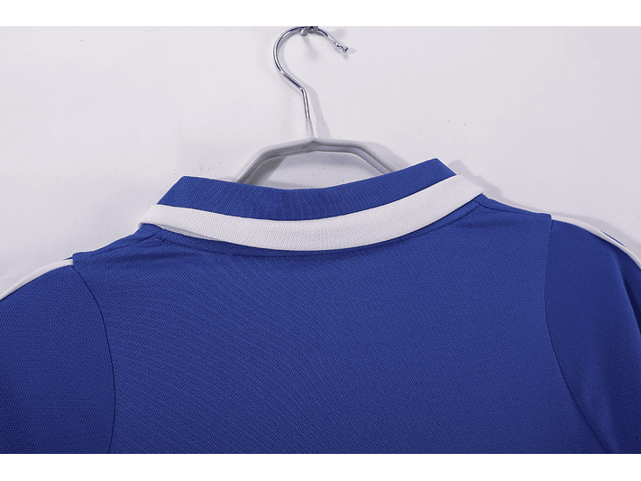 Chelsea 2001/03 (Home Kit) 5