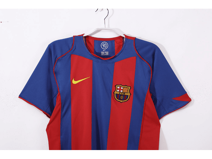 Barcelona 2004/05 (Home Kit) 2