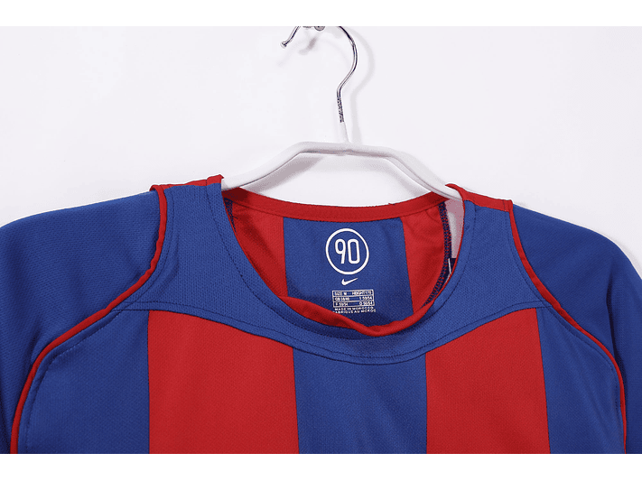 Barcelona 2004/05 (Home Kit) 3