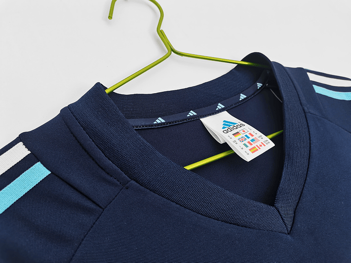 Argentina 2002 (Away Kit) 6