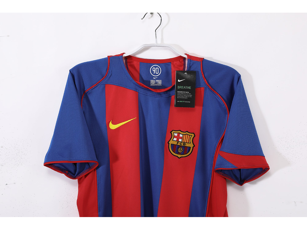 Barcelona 2004/05 (Home Kit) 7