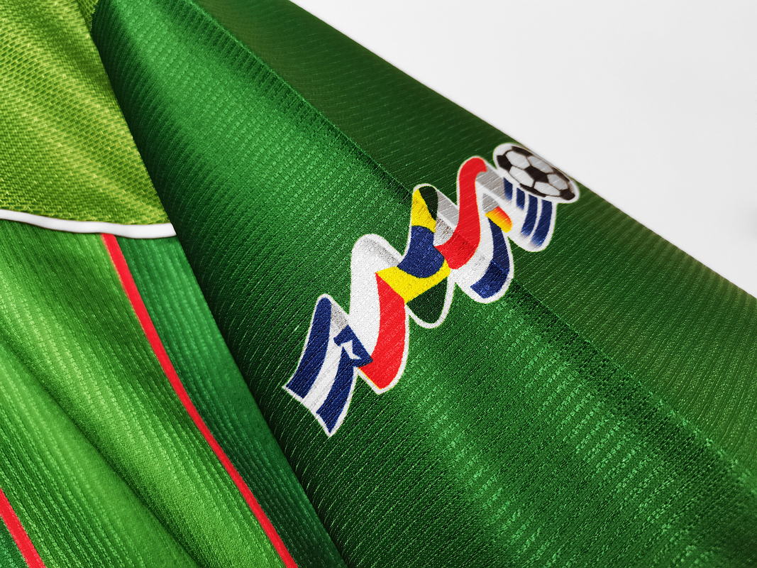 Palmeiras 1999 (Home Kit) 10