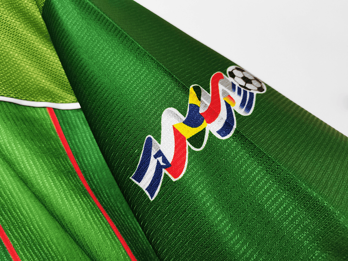 Palmeiras 1999 (Home Kit) 10