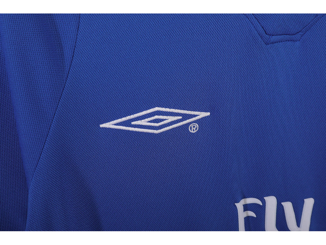 Chelsea 2001/03 (Home Kit) 10