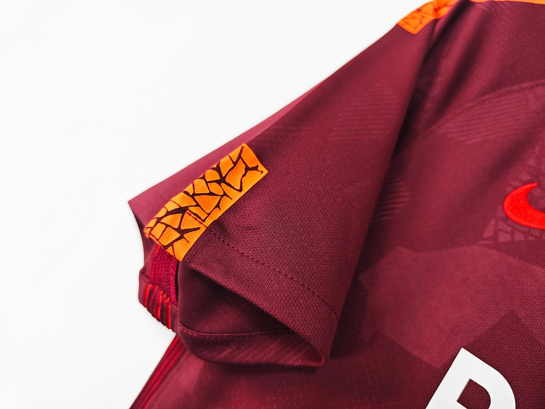 Barcelona 2017/18 (Third Kit) 4